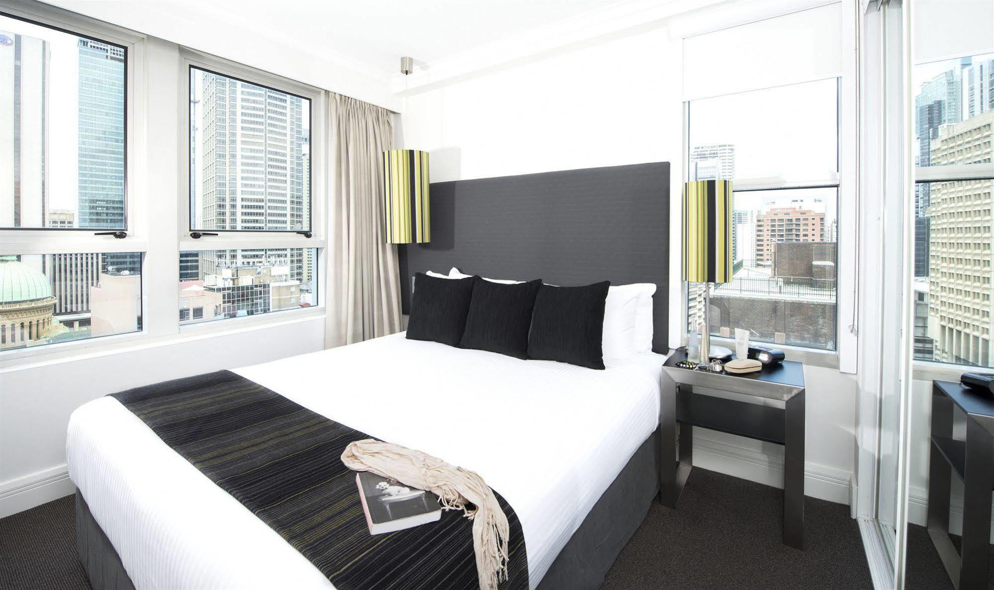 Mantra On Kent Aparthotel Sydney Exterior photo